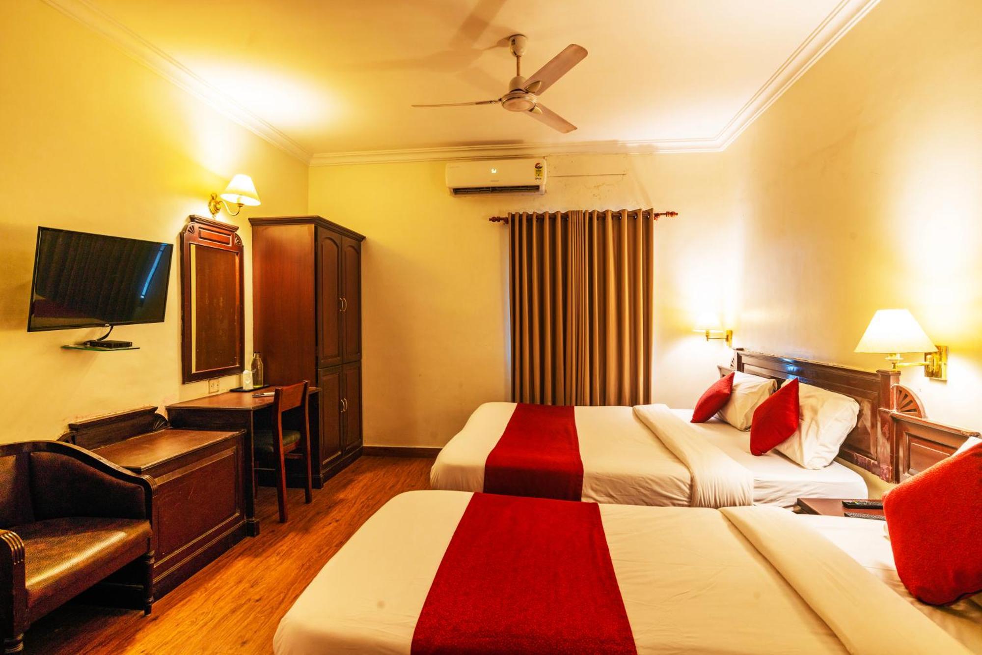 Hotel Archana Inn Kochi Zewnętrze zdjęcie
