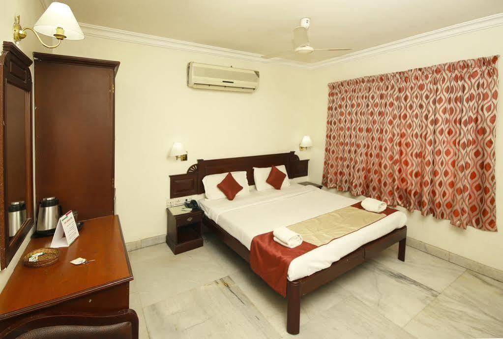 Hotel Archana Inn Kochi Zewnętrze zdjęcie